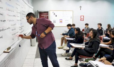 Educação no Brasil em 2025: Novas Medidas Transformam o Ensino e Valorizam Professores