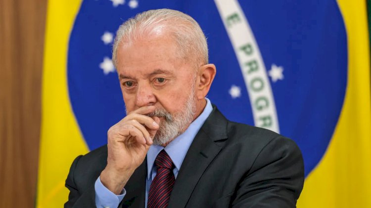 Crise Política e Fake News: Como Escândalos e Desinformação Moldam o Cenário no Brasil e no Mundo