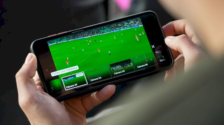 O Futebol Está Mudando! Redes Sociais, Dados e Emoção: A Nova Era do Esporte Mais Amado do Brasil!